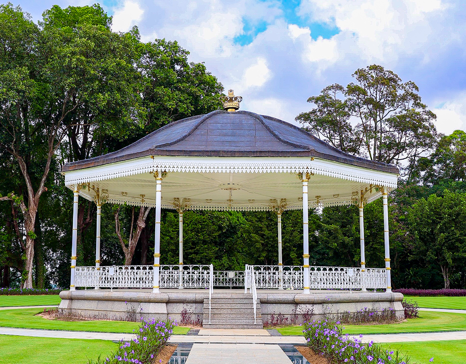 close up gazebo at taman botani diraja johor